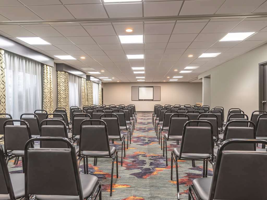 Hotel La Quinta By Wyndham Seattle